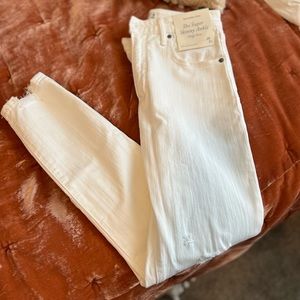 Abercrombie White Distressed High Rise Super Skinny Ankle Jeans